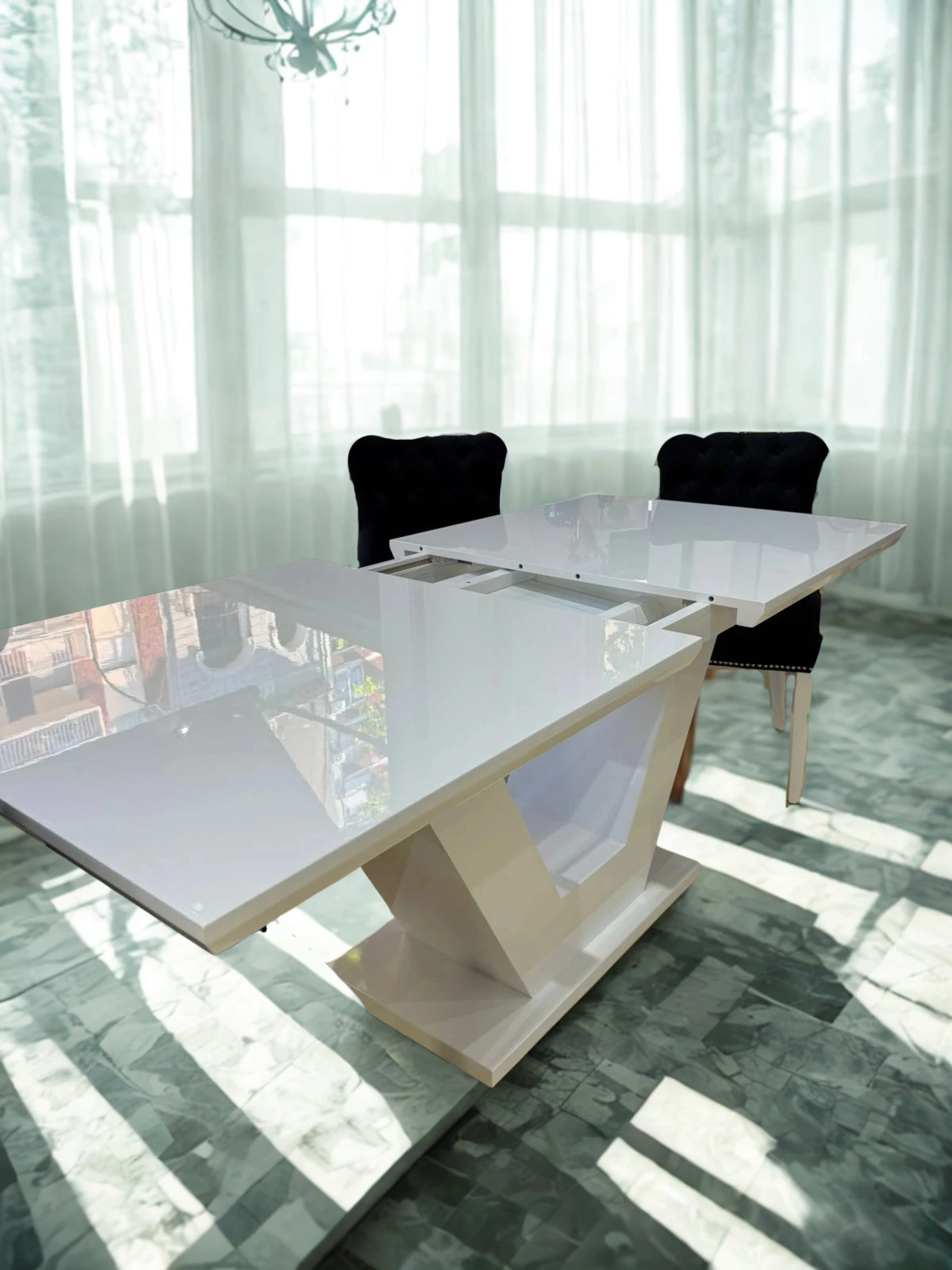 Mesa Extensible Blanco/Negro vista 2